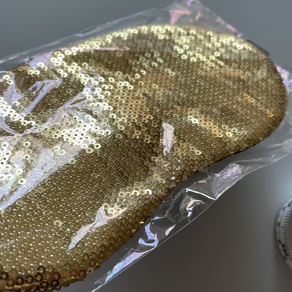 Brand new gold sequined sleep eye mask- item 1244 - Picture 6 of 6